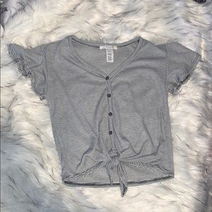 cropped t-shirt